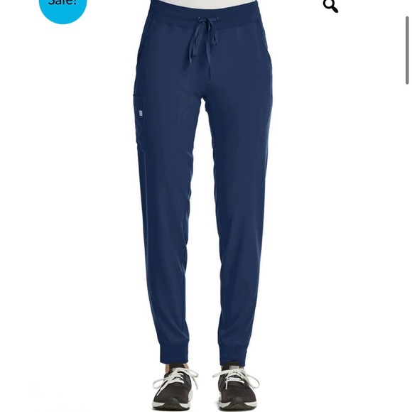 Scrub joy set! Comes withh top, bottoms + under shirt - Picture 2 of 4